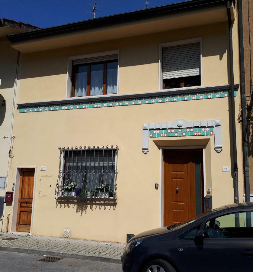 Casa Mario Dei Pini Villa Viareggio Exterior photo